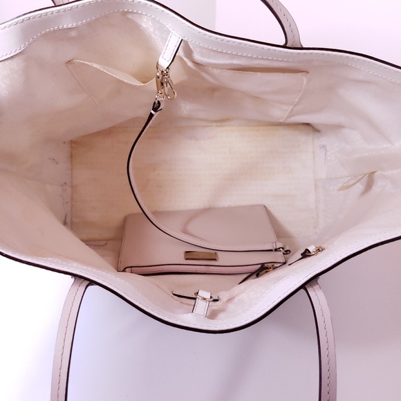 Kate Spade spring flower tote - Picture 7 of 8